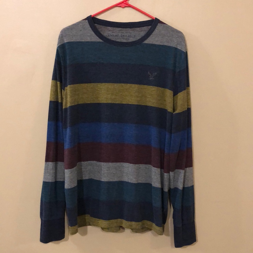 Men’s American Eagle shirt size large